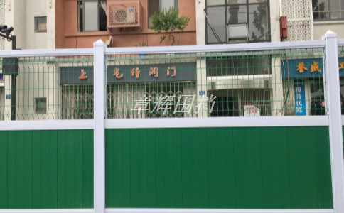 如何通過簡易圍擋的顏色來提升場地的品質(zhì)感？（簡易圍擋顏色搭配技巧與應(yīng)用實踐）